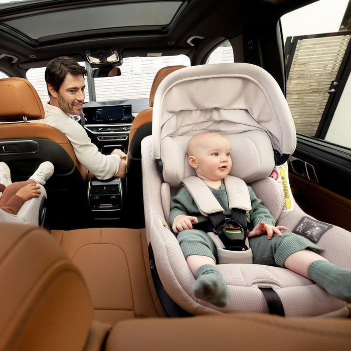 Nuna Pruu Aire Caviar 40-105cm