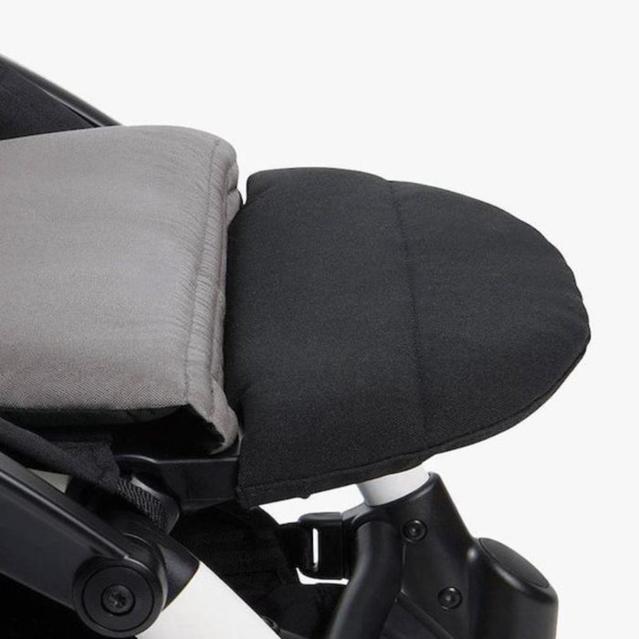 Apoio de Pés Black para Stokke Yoyo