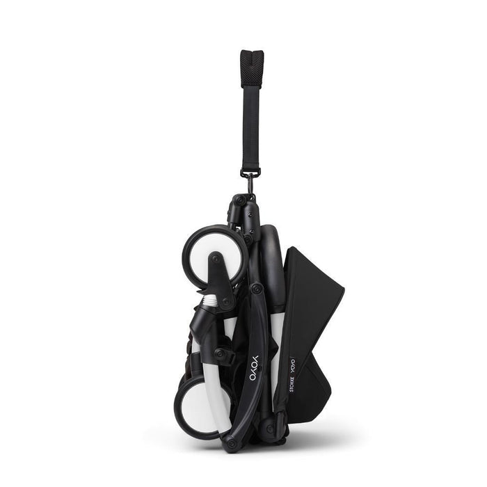 Pack Stokke Chassis Yoyo³ White + Color Pack +6M Black + Capa da Chuva