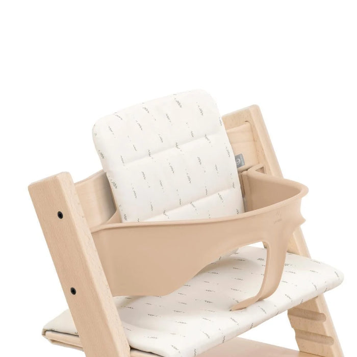 Stokke Tripp Trapp High Chair Bundle in Natural Wood + Baby Set² + Classic Cushion in Wheat Cream
