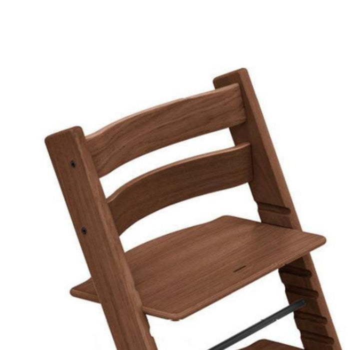 Pack Cadeira da Papa Stokke Tripp Trapp em Madeira Oak Warm Brown + Newborn Set Grey + Almofada Clássica Wheat Cream