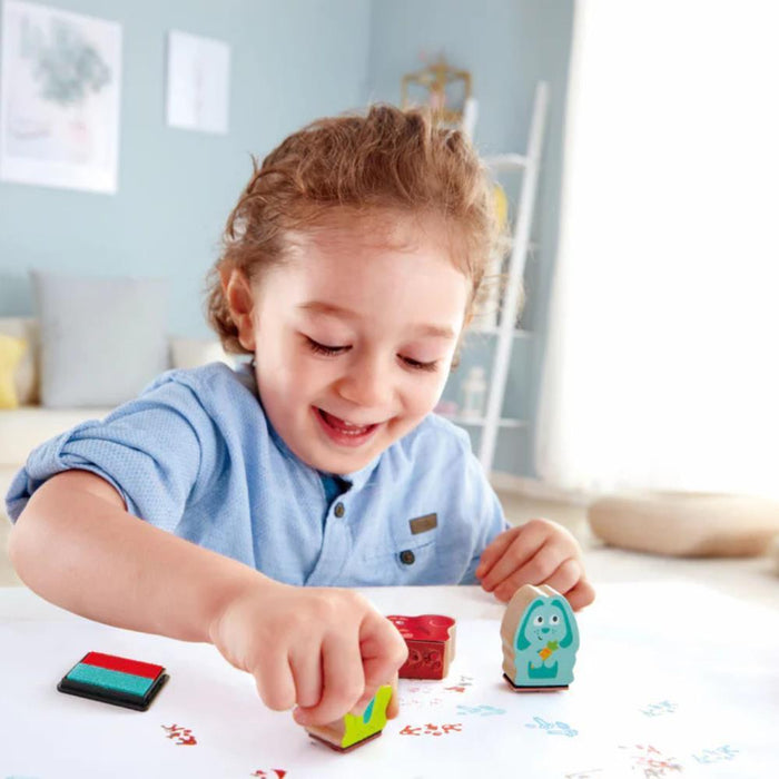 3 Carimbos em Madeira Hape Pegadas de Animais
