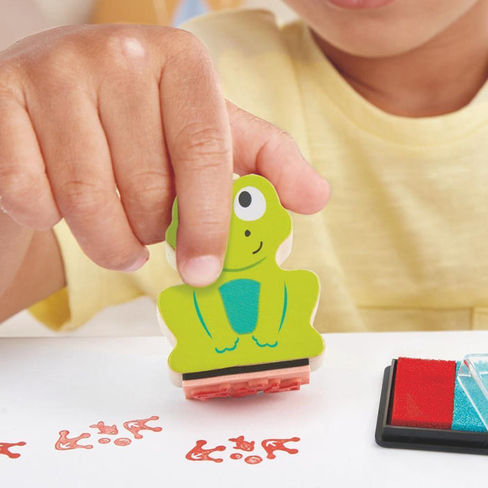 3 Carimbos em Madeira Hape Pegadas de Animais