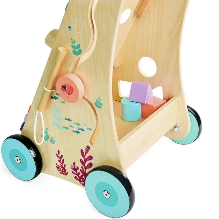 Andador com Atividades Hape Iti em Madeira