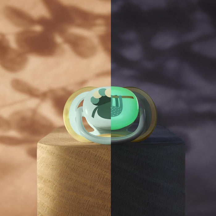 2 Chupetas Philips Avent Ultra Air Nighttime Menino +18m