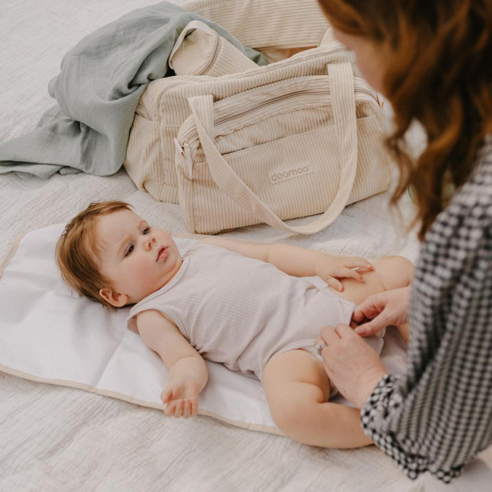 Saco de Maternidade Fluffy 2em1 com Acessórios Corduroy Sand