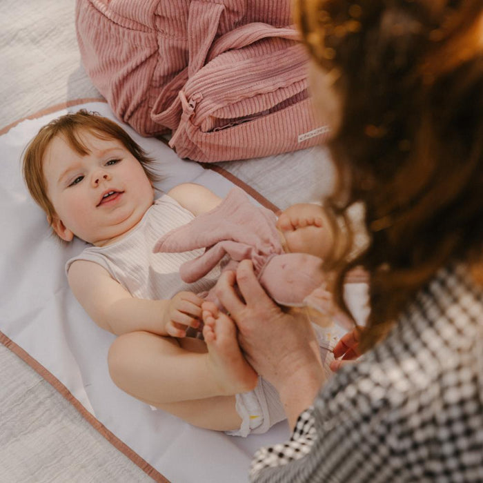 Saco de Maternidade Fluffy 2em1 com Acessórios Corduroy Pink