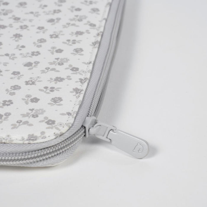 Porta Documentos Pasito a Pasito Little Bloom Flowers Grey