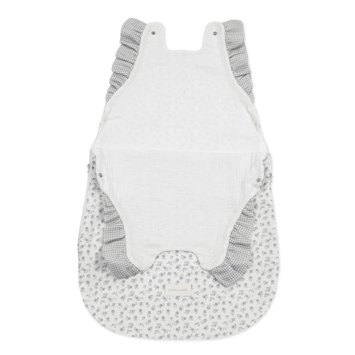 Saco de Dormir Pasito a Pasito Little Bloom Flower Grey 1-4m Tog 0.5